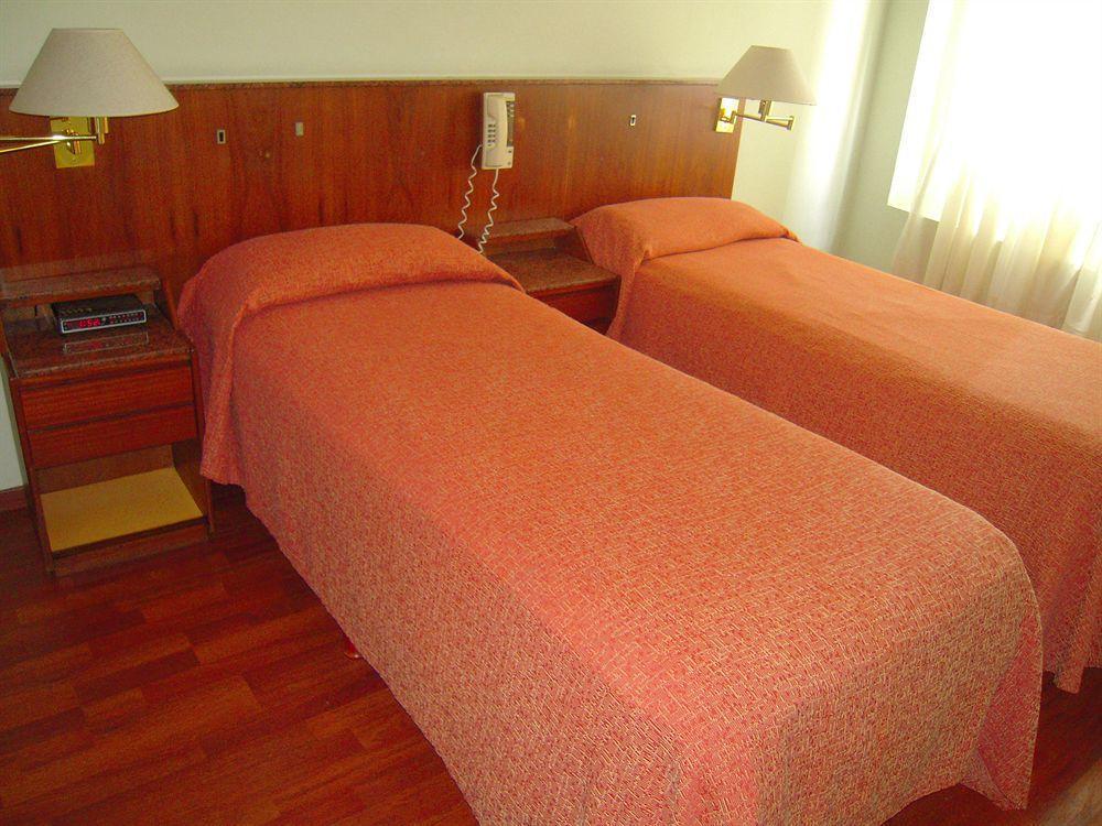 Ecuador Hotel Buenos Aires Esterno foto