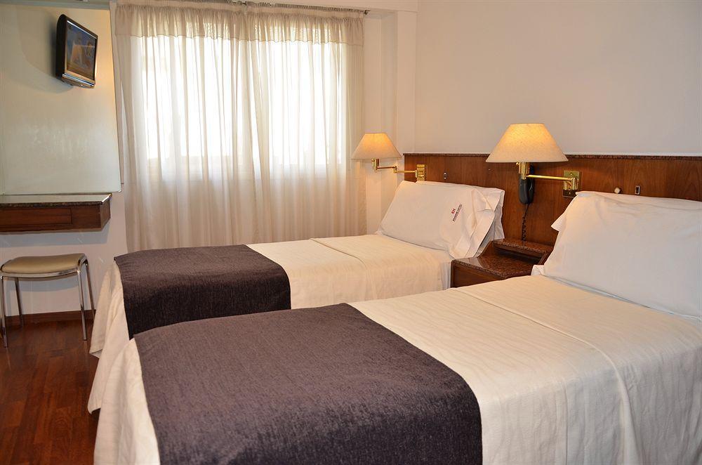 Ecuador Hotel Buenos Aires Esterno foto