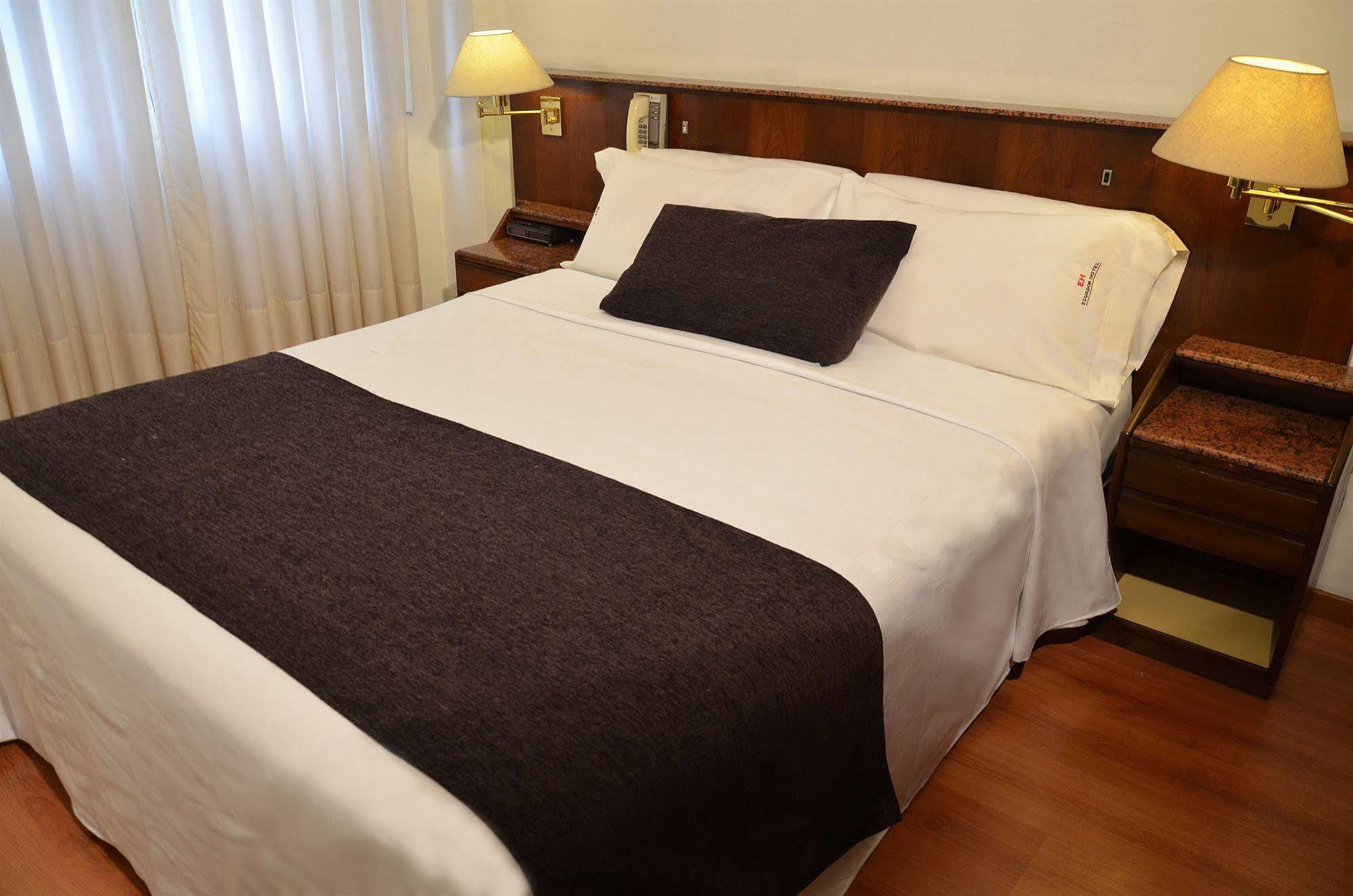 Ecuador Hotel Buenos Aires Esterno foto