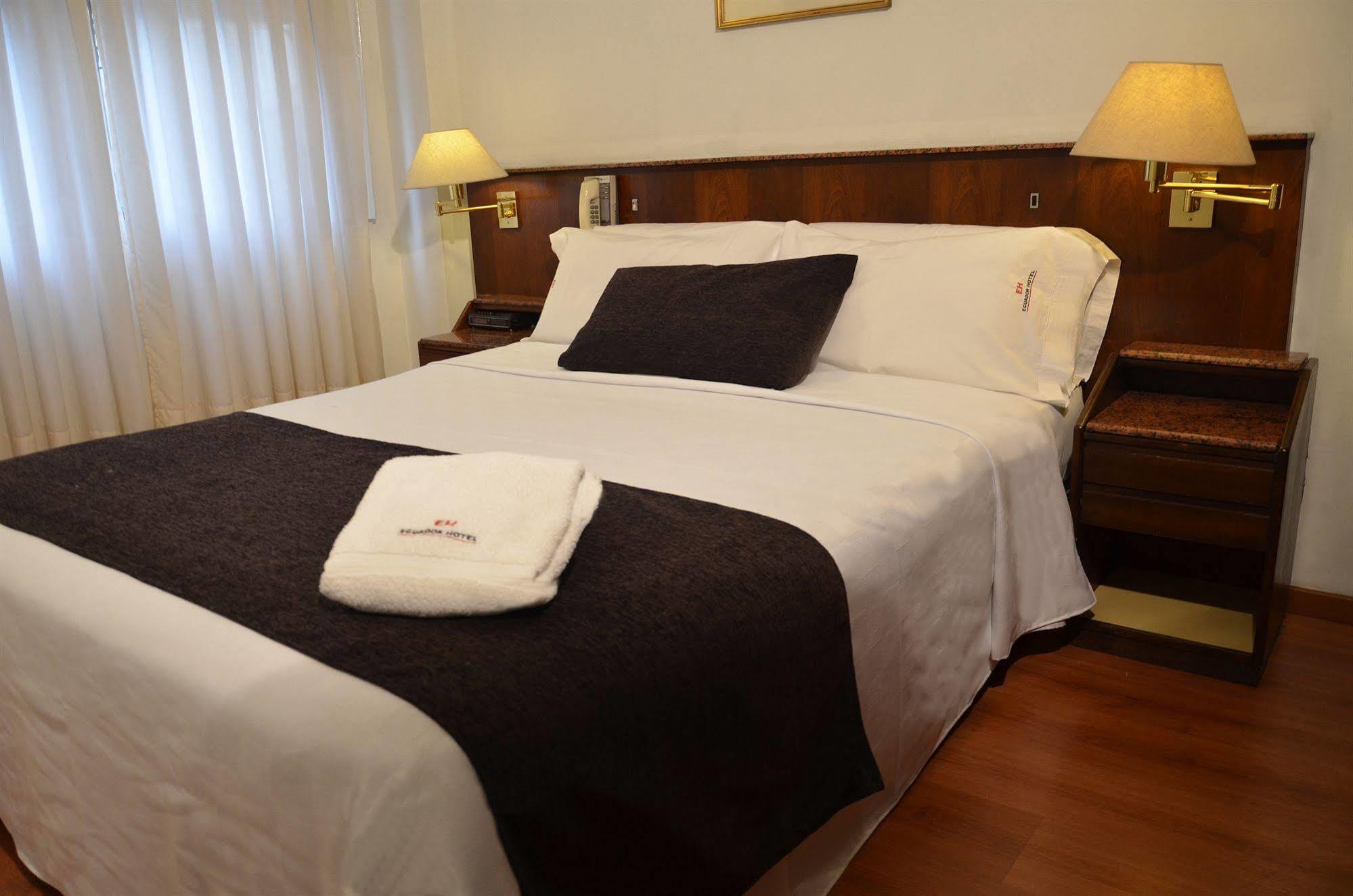 Ecuador Hotel Buenos Aires Esterno foto