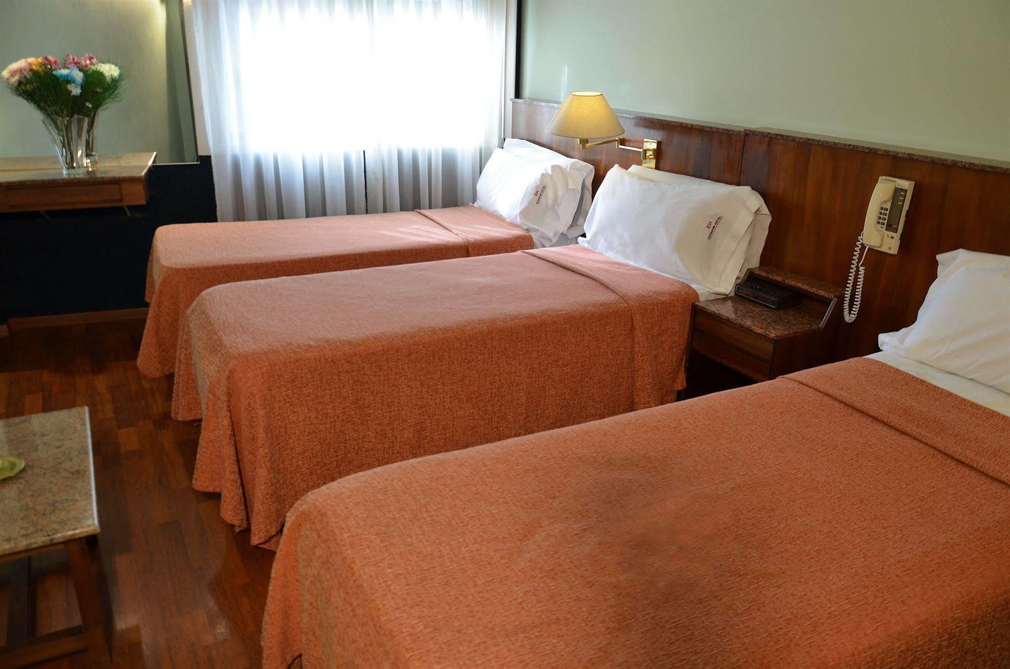 Ecuador Hotel Buenos Aires Esterno foto